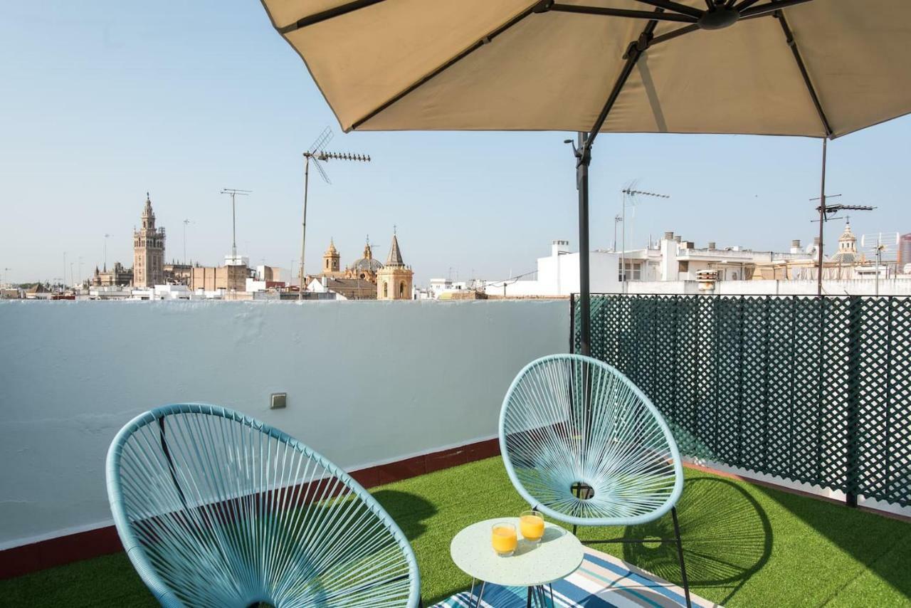 Atico Centrico Con Vistas Apartment Seville Exterior photo