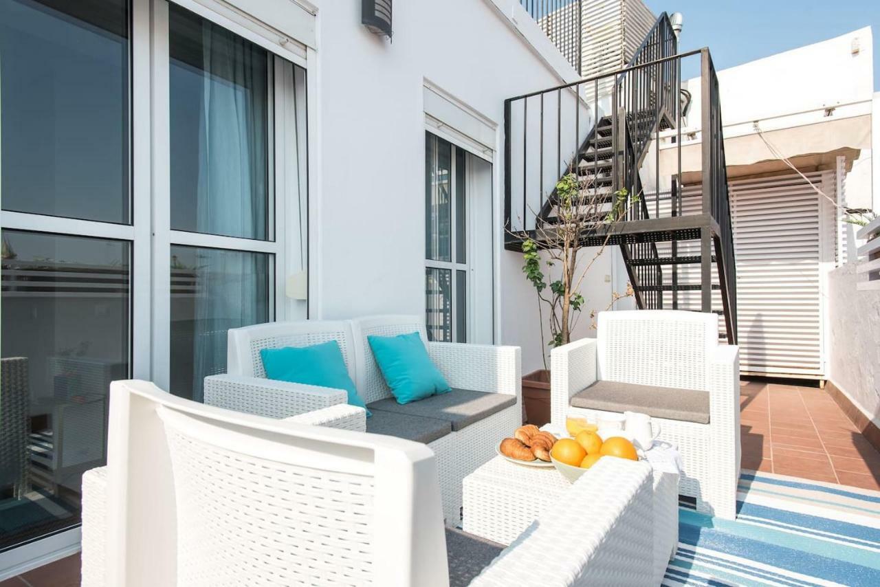 Atico Centrico Con Vistas Apartment Seville Exterior photo
